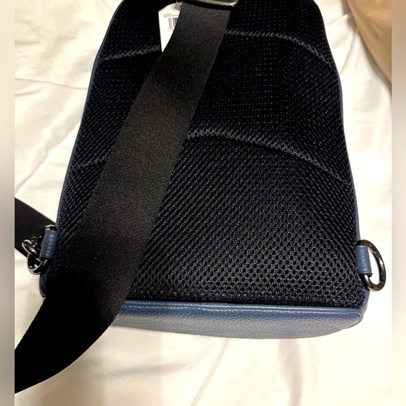 Men’s Coach West Pack in Color Block and Signature Canvas NWT - Picture 4 of 12